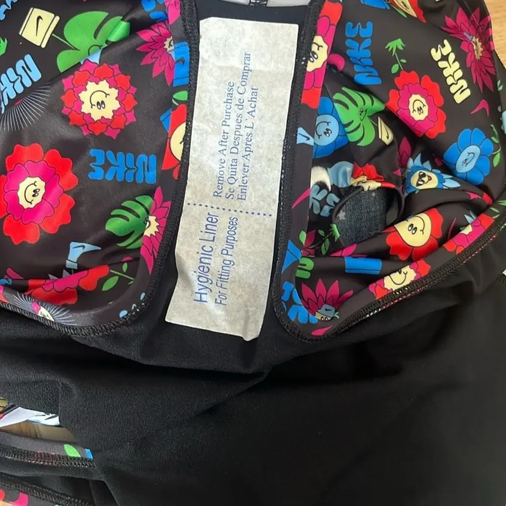 Girls Nike One Piece Swim Suit Size Large